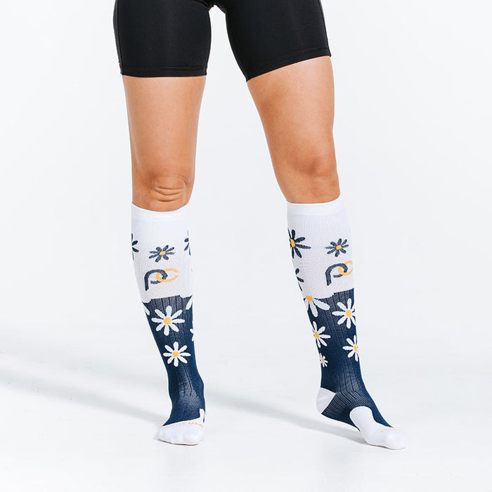 Marathon, Navy Blue Daisies - PRO Compression