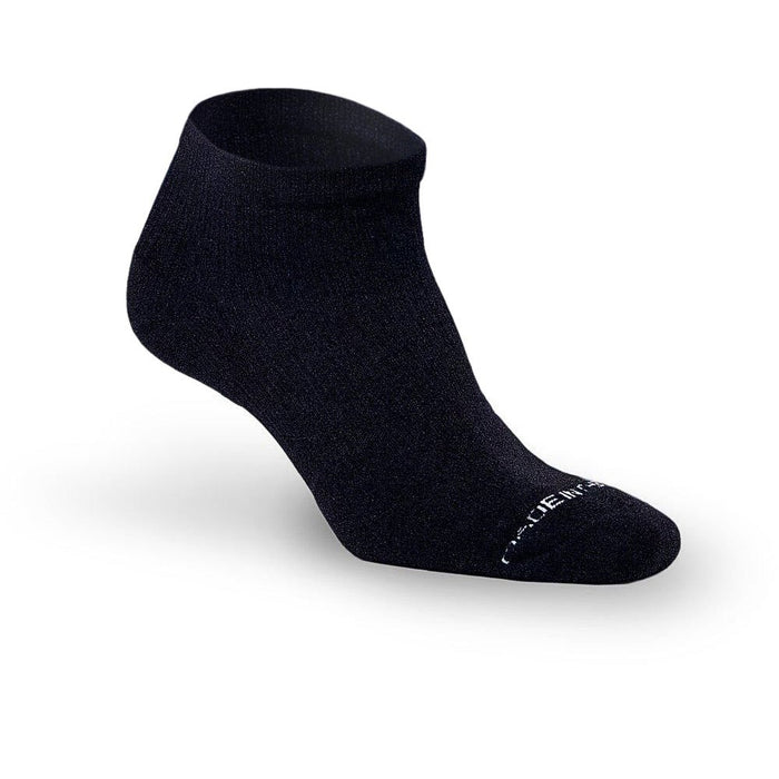 Trainer Low, Black on Black - PRO Compression